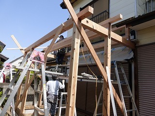 増築リフォームの建て方中