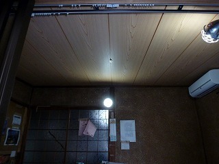リフォームが完成した和室の天井