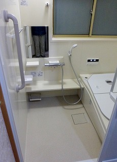 新しくなったユニットバスの浴室