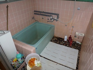 浴槽入れ替え前のお風呂
