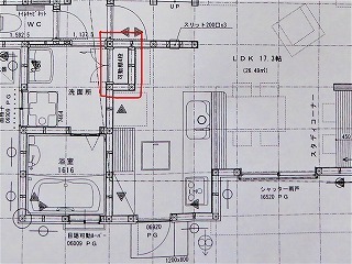 リフォーム前の洗面所側からの収納棚の図面