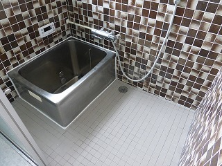 床の貼り替えリフォーム後の浴室