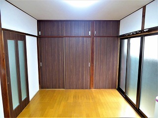 リフォーム後の押入れなどの木製建具