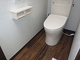 リフォーム後の一つの部屋になった洋式便所