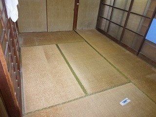 リフォーム前の和室の畳の床