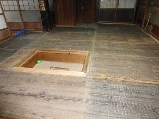 荒床になったリフォーム中の和室