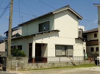 外装のリフォーム後の全景